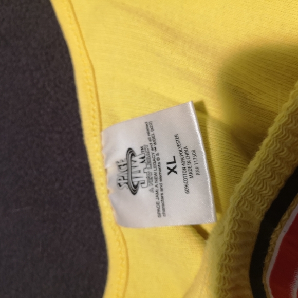 Shorts set. - Picture 2 of 4